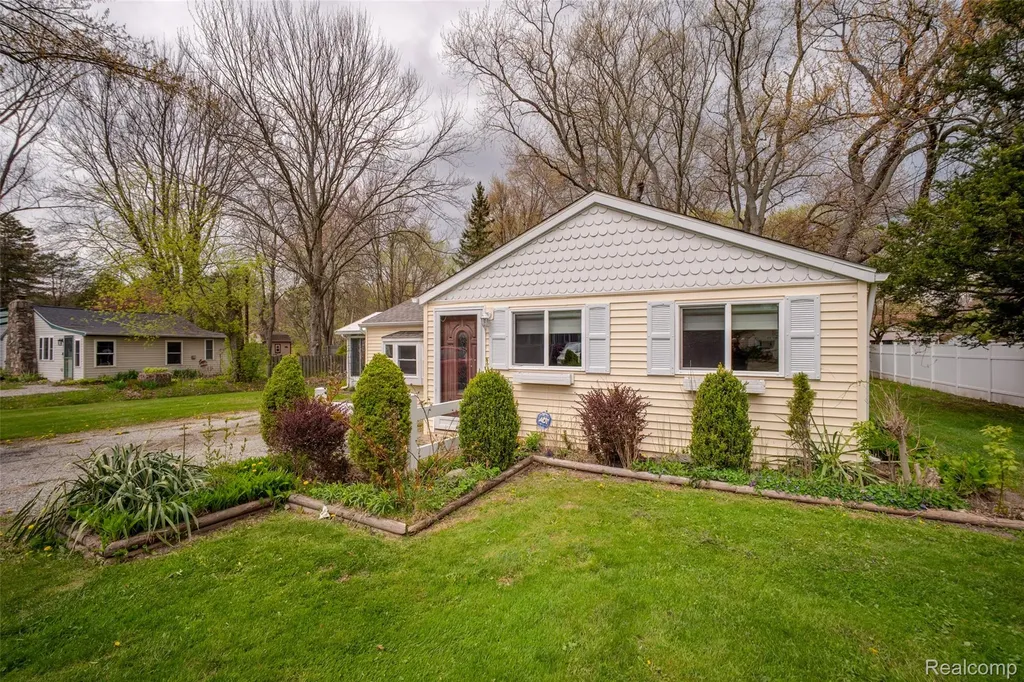 7203 Aspen Road Worth Township MI 48450