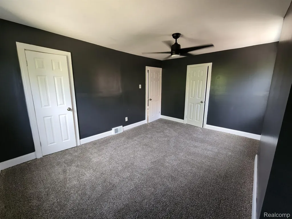 17377 Pennington Drive Detroit City MI 48221