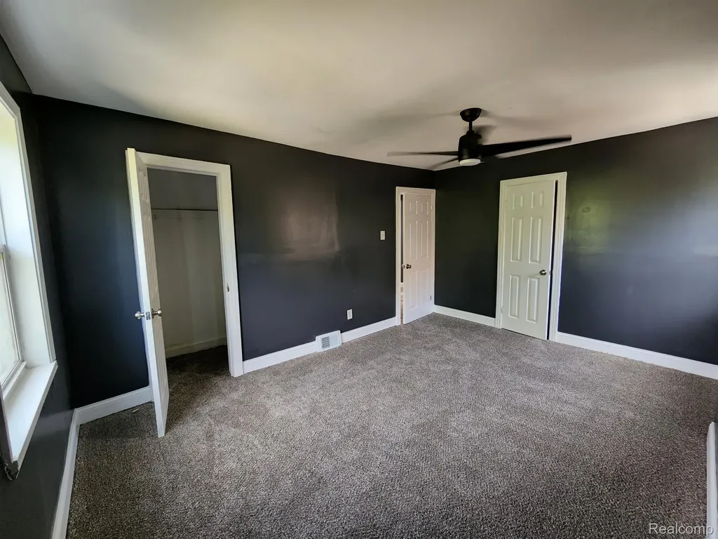 17377 Pennington Drive Detroit City MI 48221