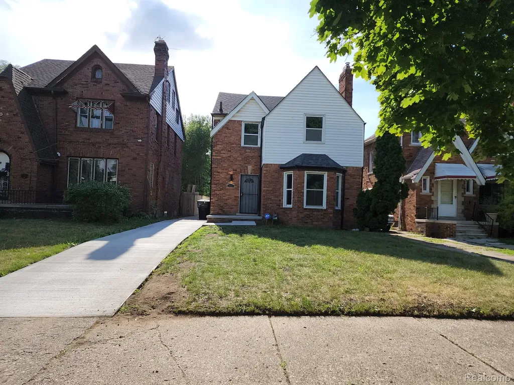17377 Pennington Drive Detroit City MI 48221