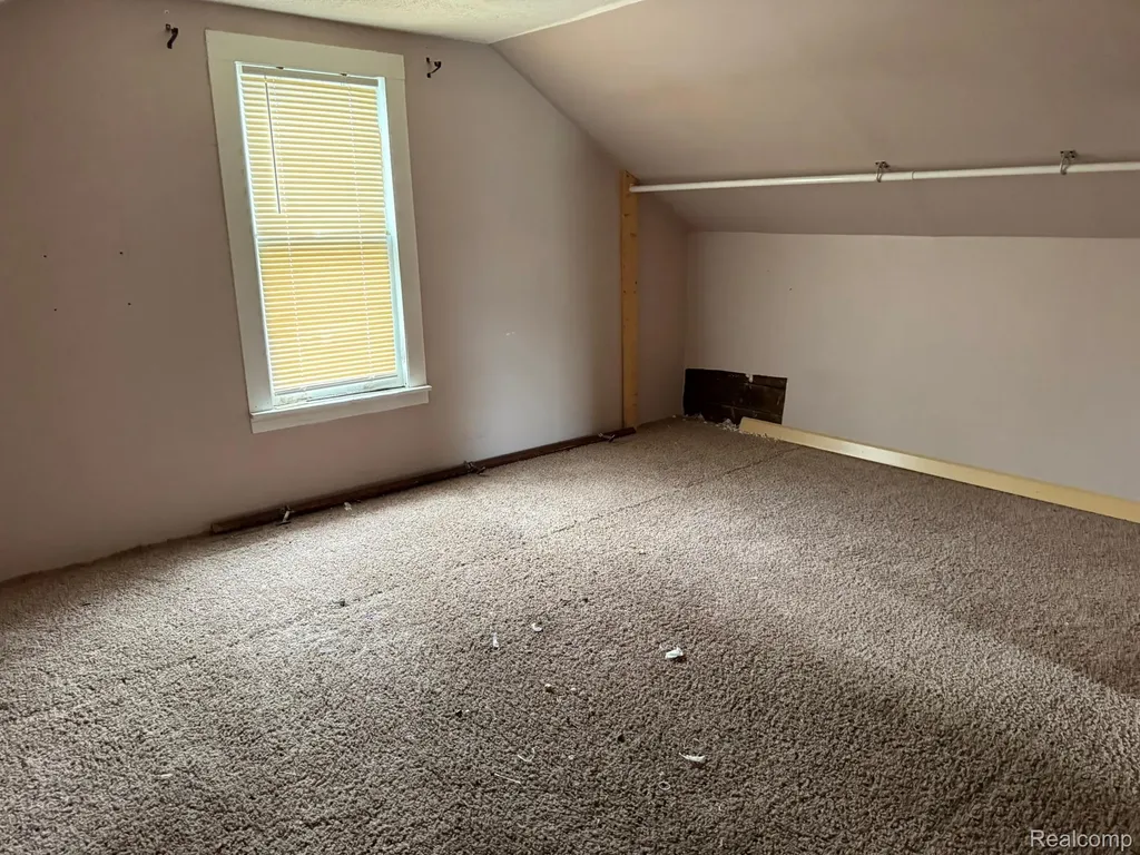 52 Batavia Place NE Grand Rapids City MI 49503