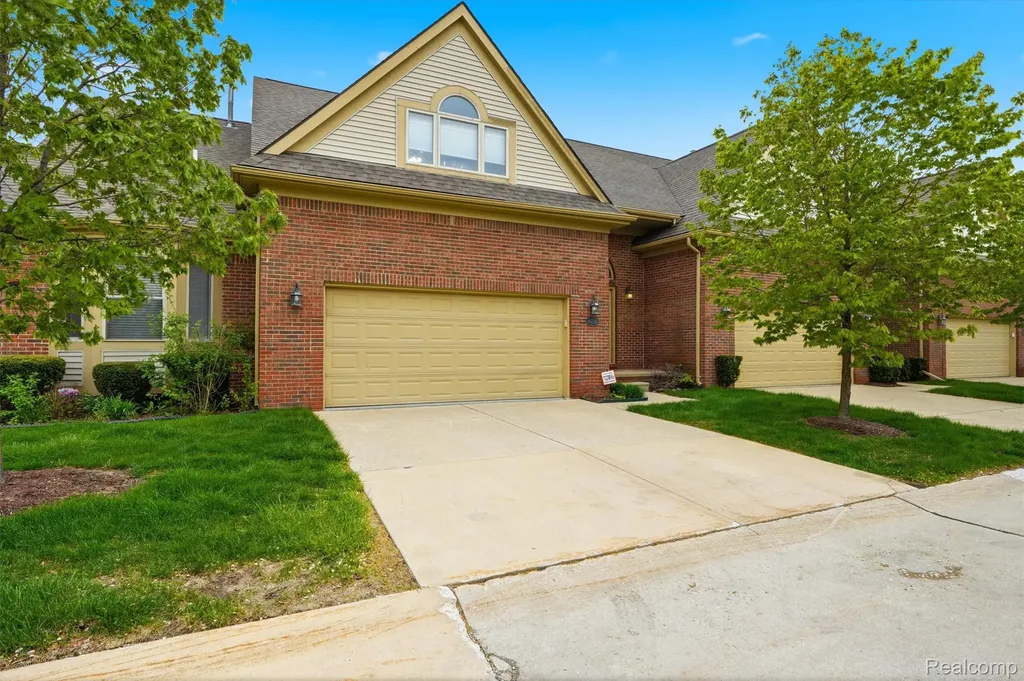 4212 April Lane Sterling Heights City MI 48310