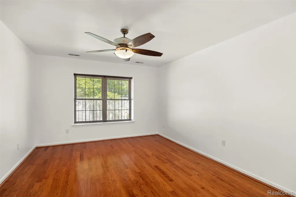 42268 Hanover Drive Van Buren Charter Township MI 48111