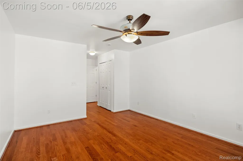 42268 Hanover Drive Van Buren Charter Township MI 48111