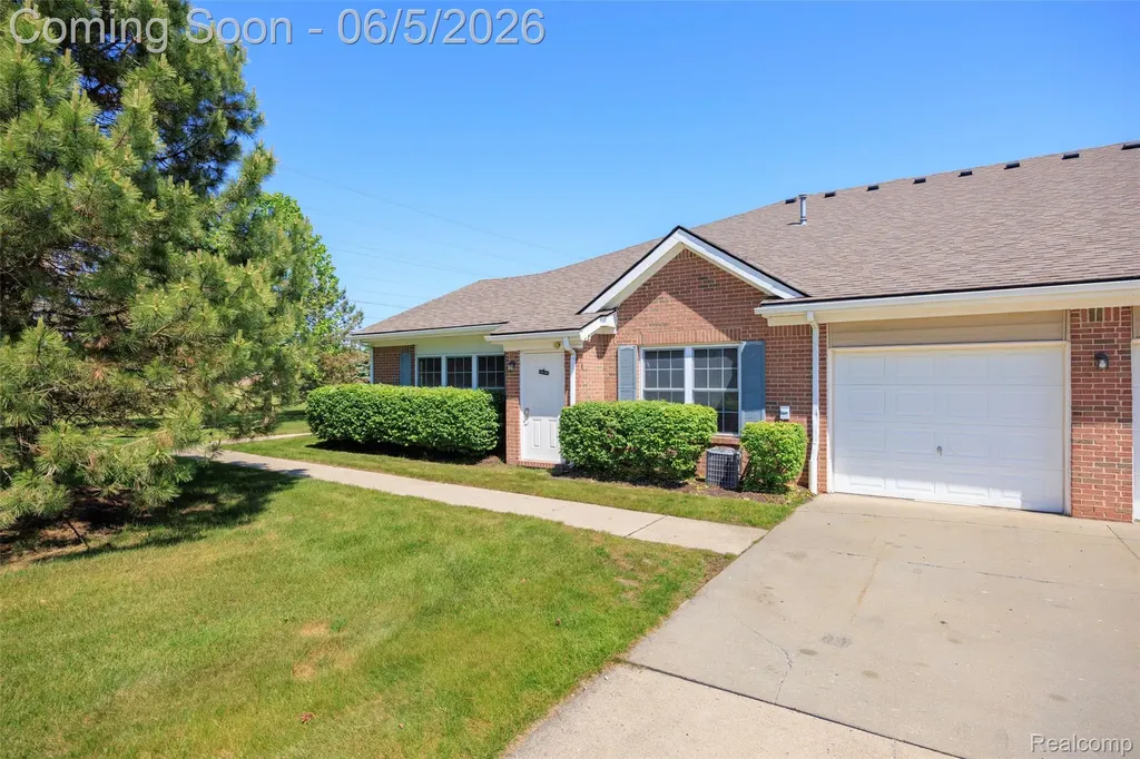 42268 Hanover Drive Van Buren Charter Township MI 48111