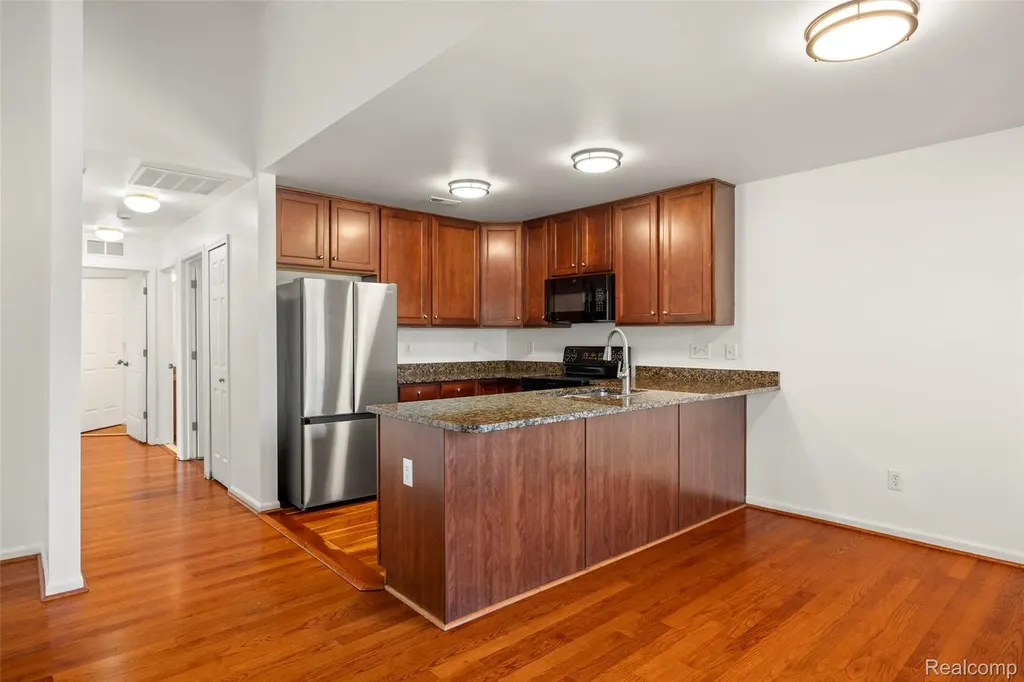 42268 Hanover Drive Van Buren Charter Township MI 48111