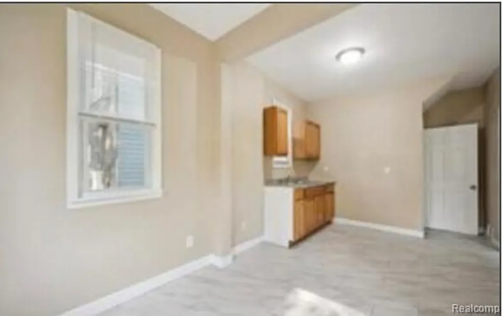 6561 Firwood Street Detroit City MI 48210