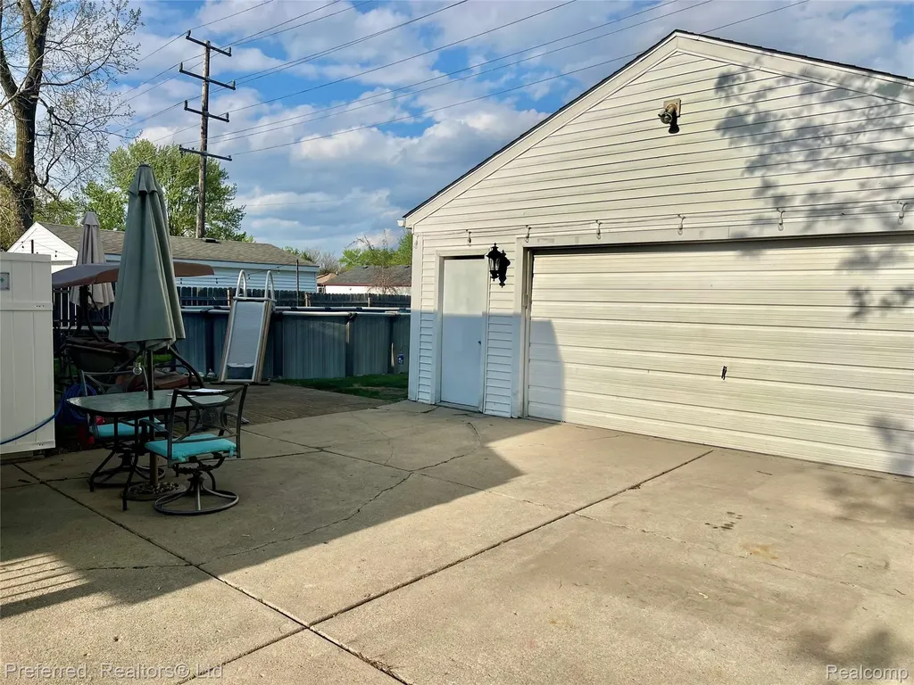 1465 S Norma Street Westland City MI 48186
