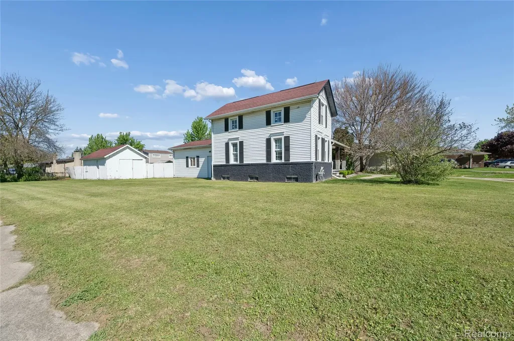 37031 Colgate Sterling Heights City MI 48310