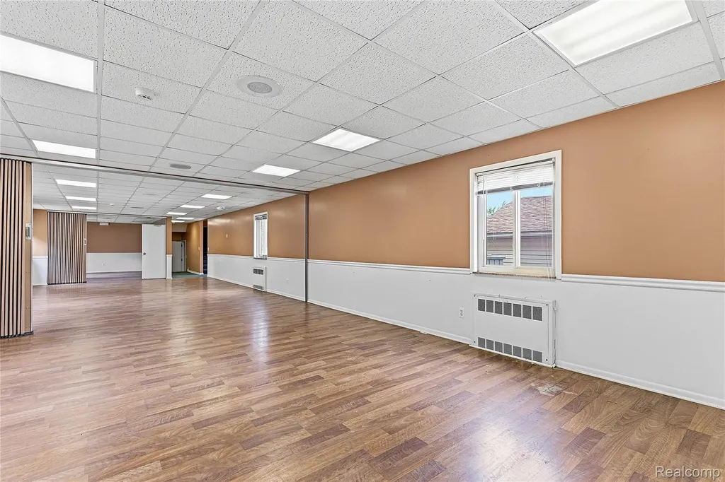 19621 Wood Street Melvindale City MI 48122