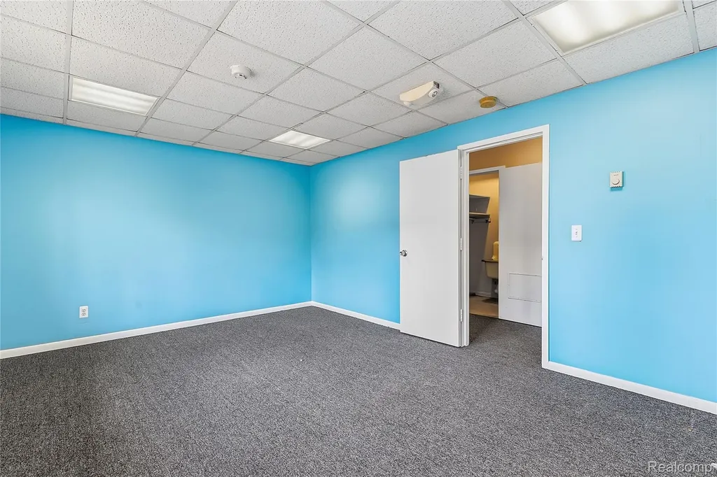 19621 Wood Street Melvindale City MI 48122