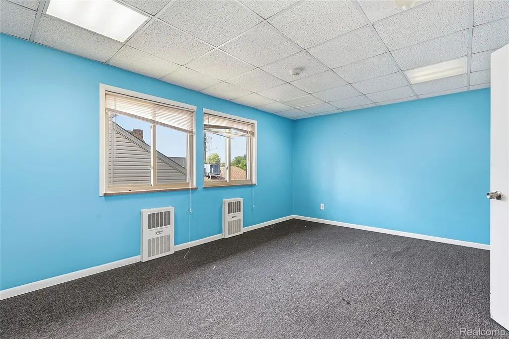 19621 Wood Street Melvindale City MI 48122