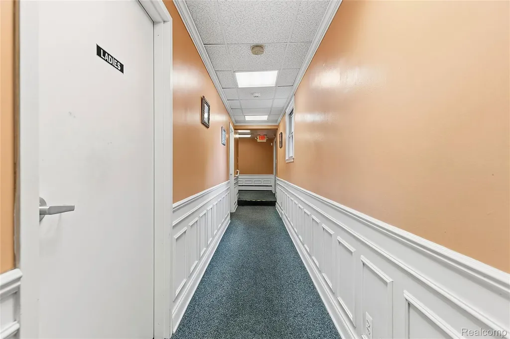 19621 Wood Street Melvindale City MI 48122