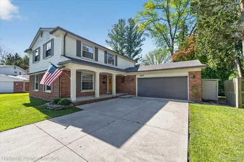 35037 Ellen Court Livonia City MI 48154