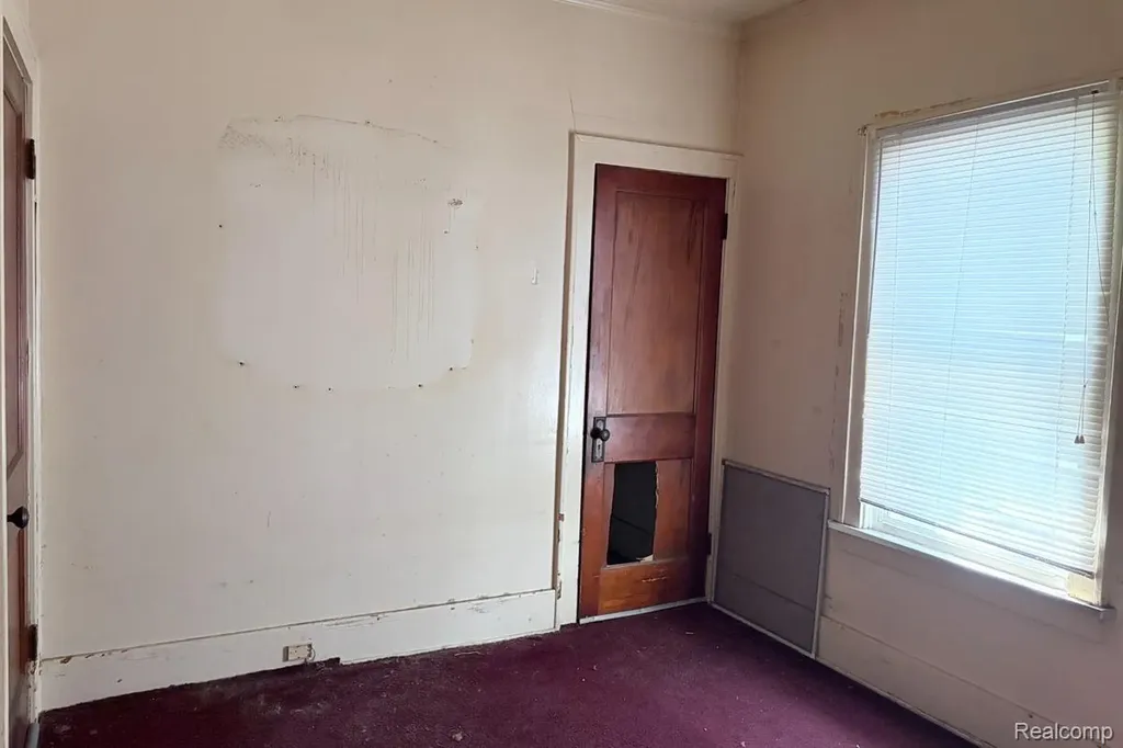 15348 Quincy Street Detroit City MI 48238