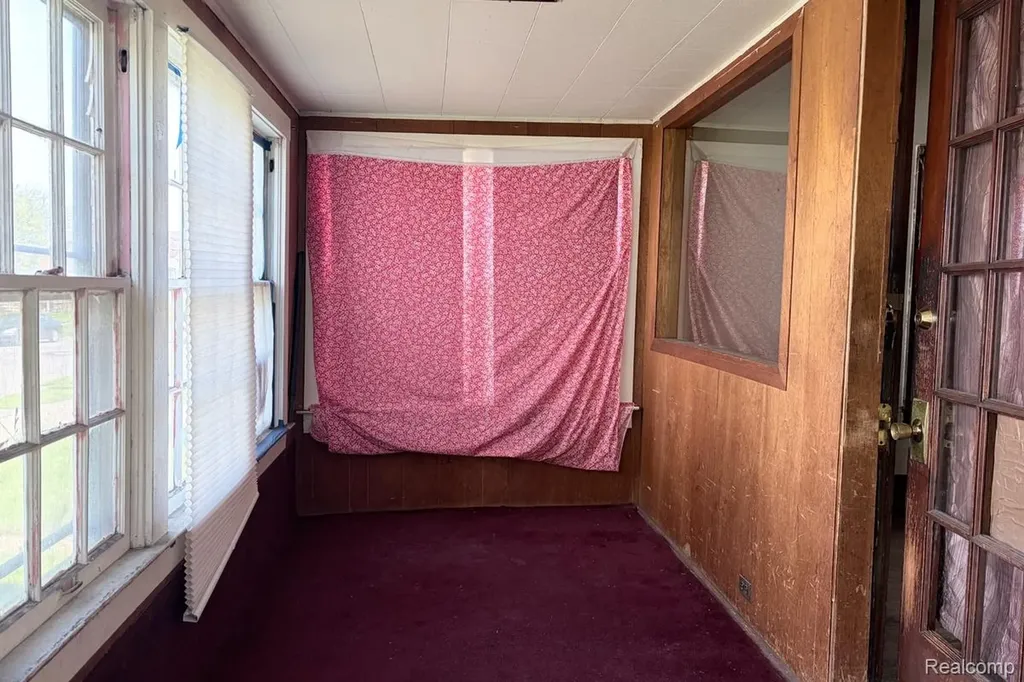 15348 Quincy Street Detroit City MI 48238