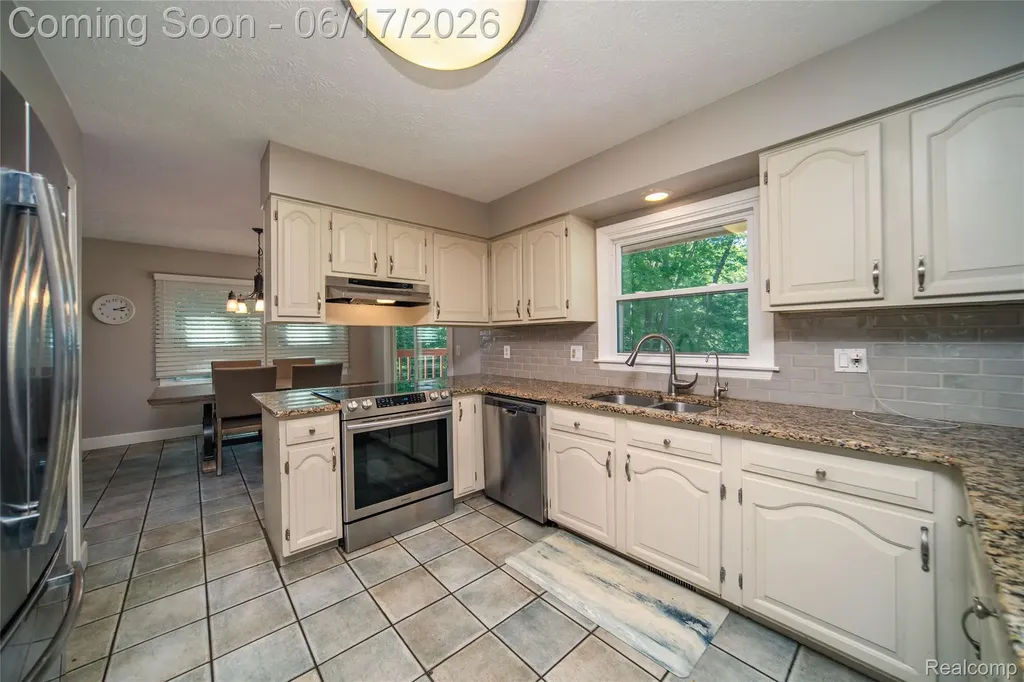 2915 Dunsary Lane Genoa Township MI 48114
