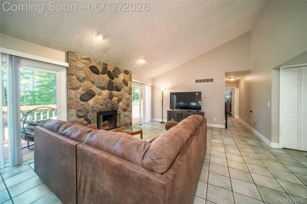 2915 Dunsary Lane Genoa Township MI 48114