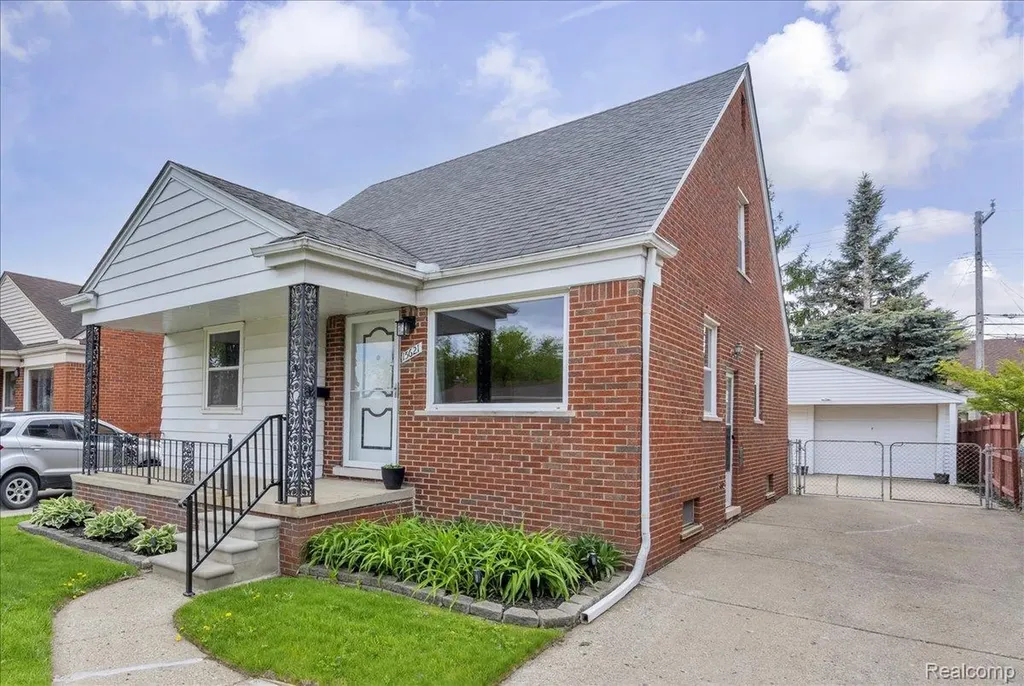 15621 Hanfor Avenue Allen Park City MI 48101