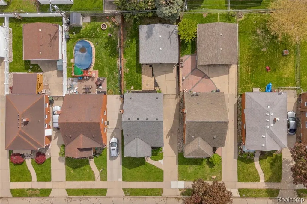 15621 Hanfor Avenue Allen Park City MI 48101