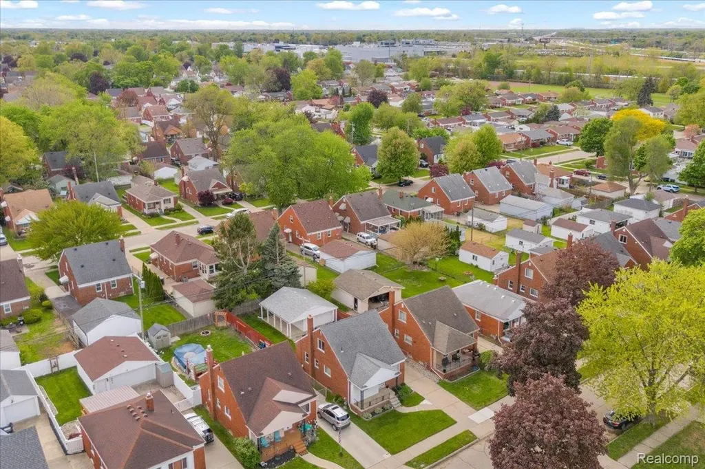15621 Hanfor Avenue Allen Park City MI 48101