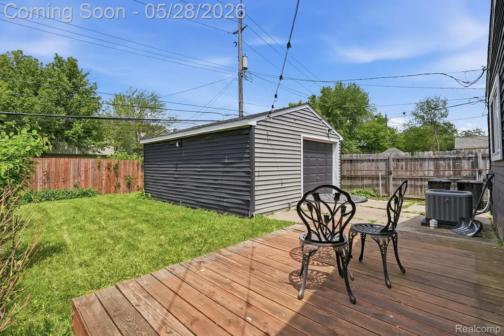 733 Camden Street Ferndale City MI 48220