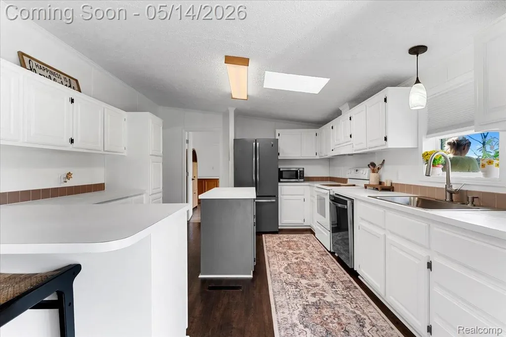 7935 Ravenswood Road Wales Township MI 48027