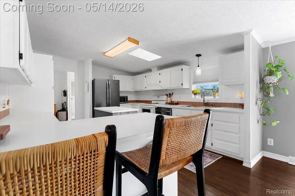 7935 Ravenswood Road Wales Township MI 48027