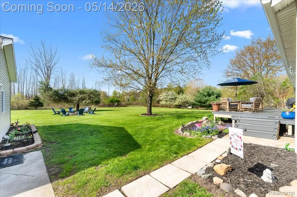 7935 Ravenswood Road Wales Township MI 48027