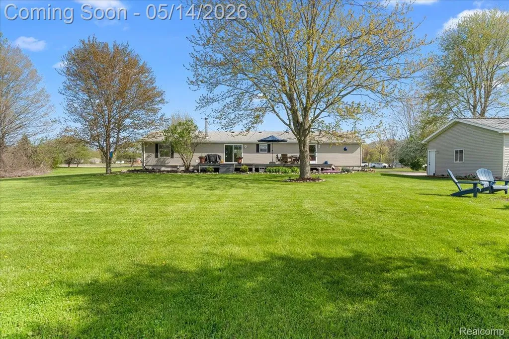 7935 Ravenswood Road Wales Township MI 48027