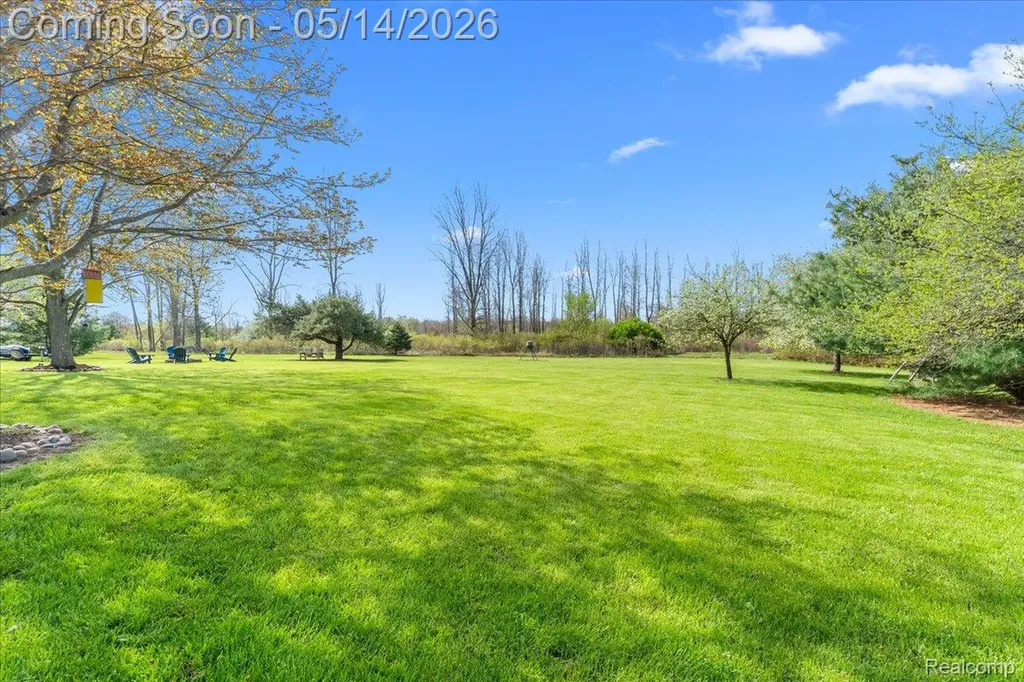 7935 Ravenswood Road Wales Township MI 48027