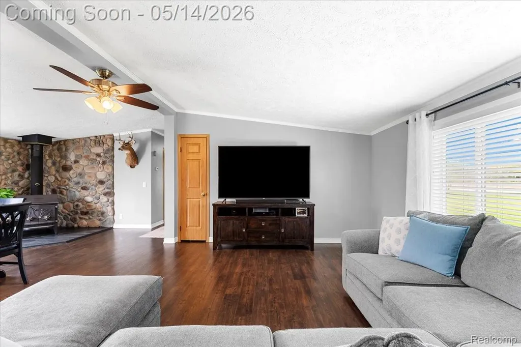 7935 Ravenswood Road Wales Township MI 48027