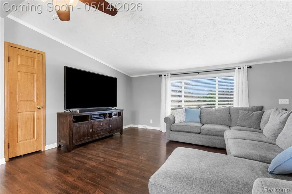 7935 Ravenswood Road Wales Township MI 48027