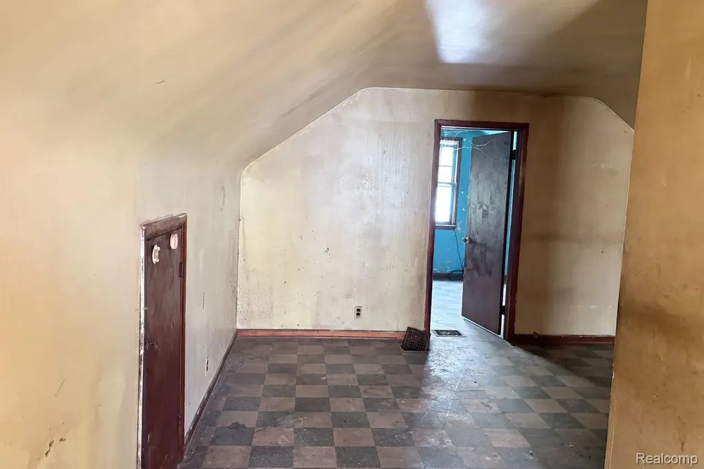15332 Baylis Street Detroit City MI 48238