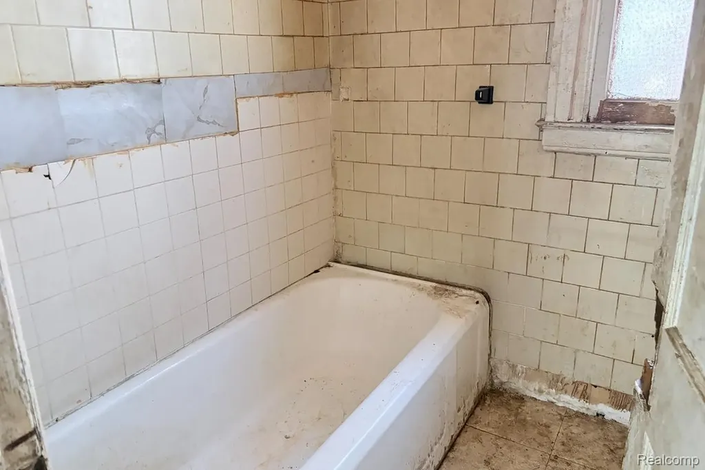 15332 Baylis Street Detroit City MI 48238