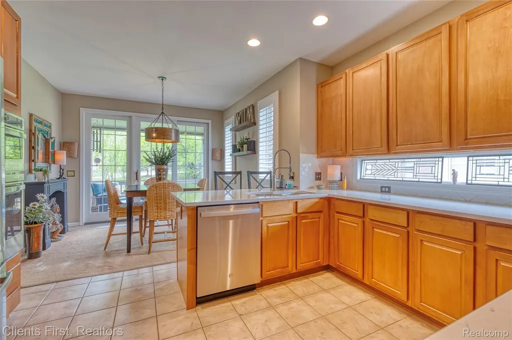 7490 Pine Vista Drive Genoa Township MI 48116