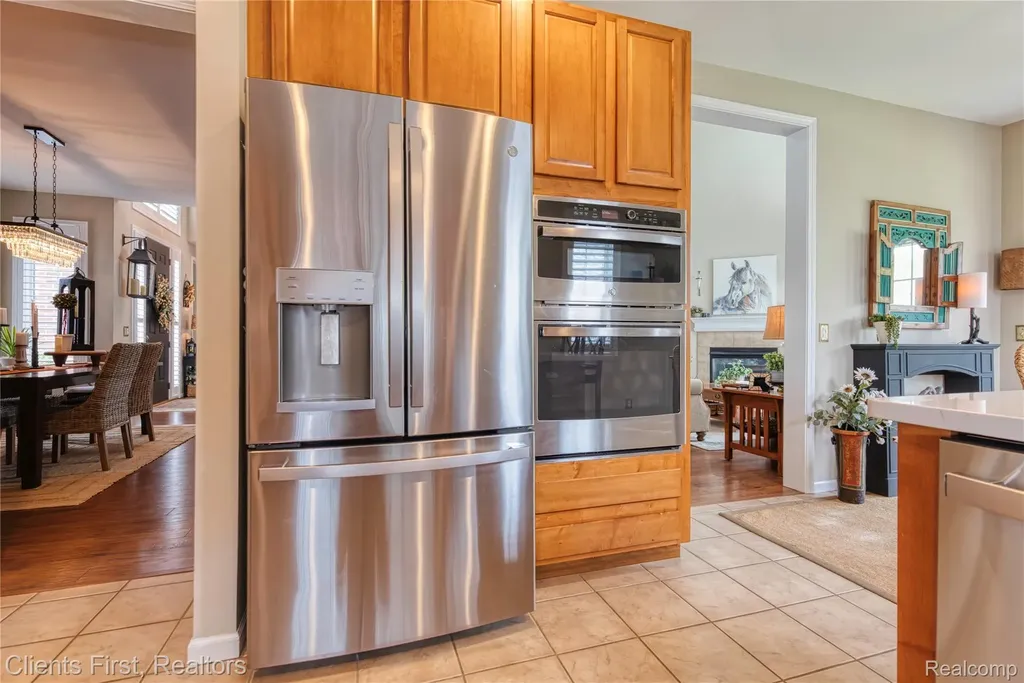 7490 Pine Vista Drive Genoa Township MI 48116