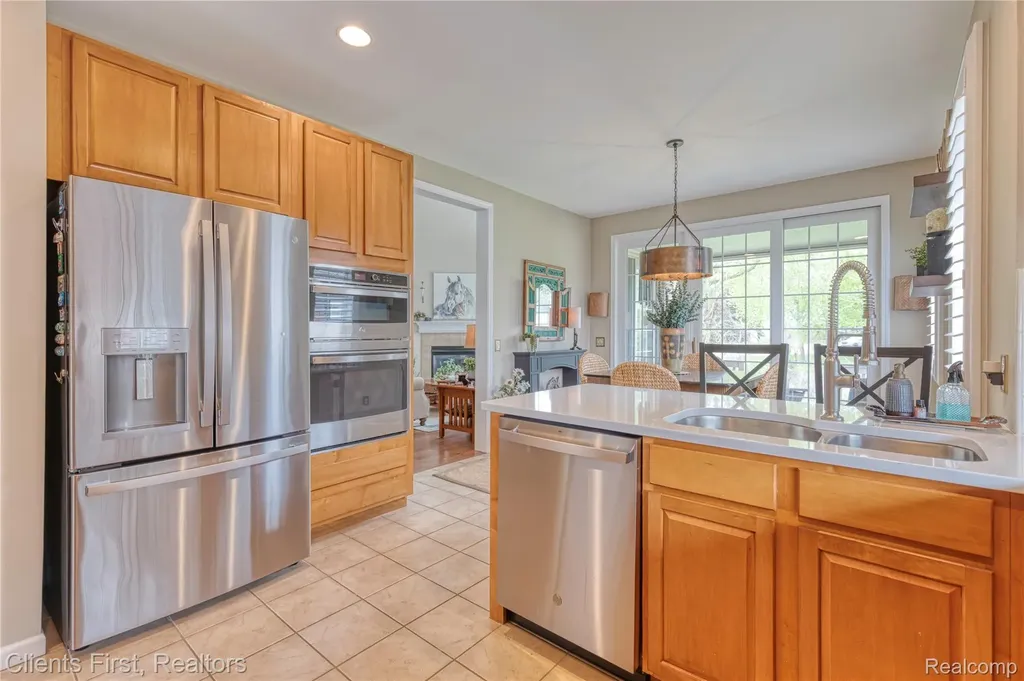 7490 Pine Vista Drive Genoa Township MI 48116