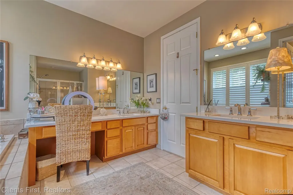 7490 Pine Vista Drive Genoa Township MI 48116