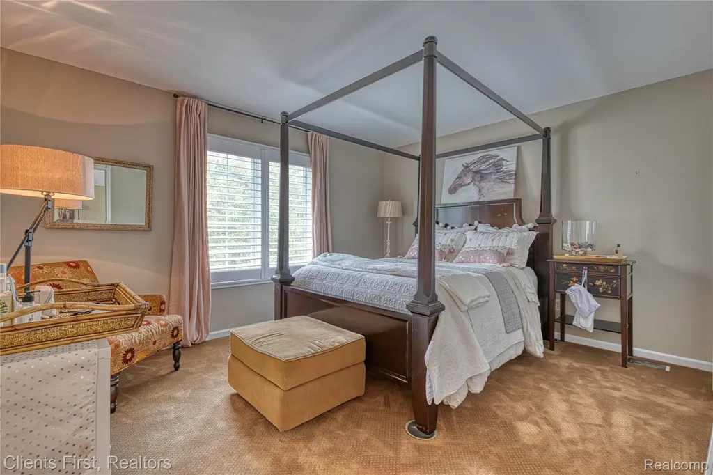7490 Pine Vista Drive Genoa Township MI 48116