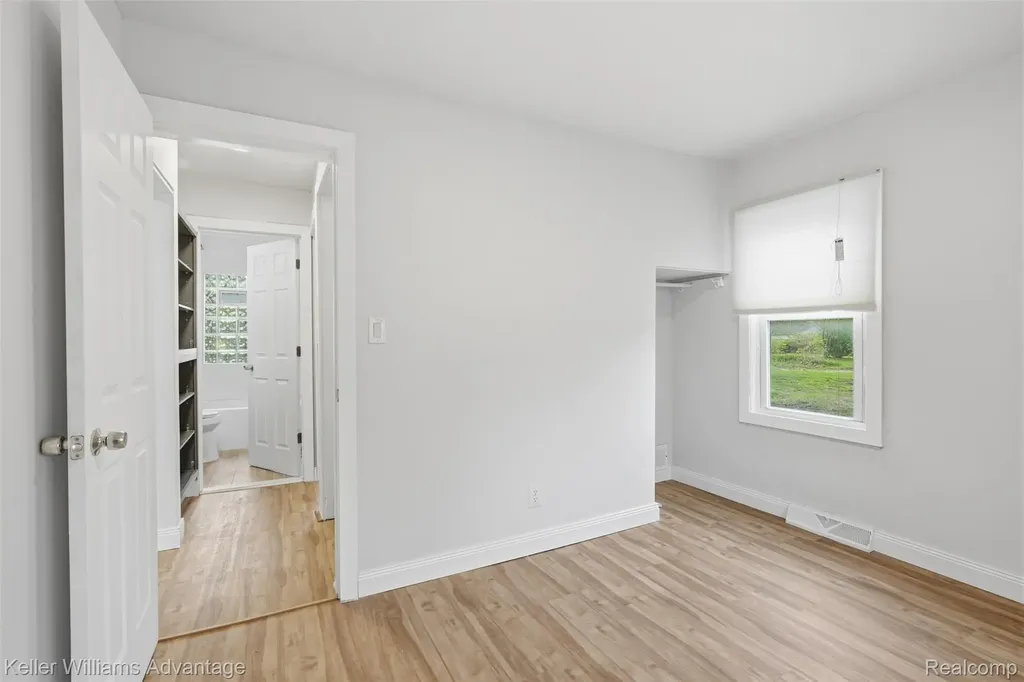 3060 Minerva Street Ferndale City MI 48220
