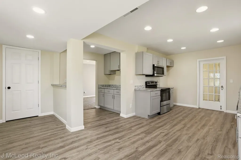 7016 E Dodge Road Forest Township MI 48458
