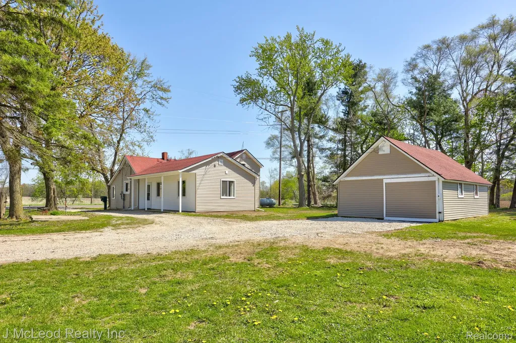 7016 E Dodge Road Forest Township MI 48458