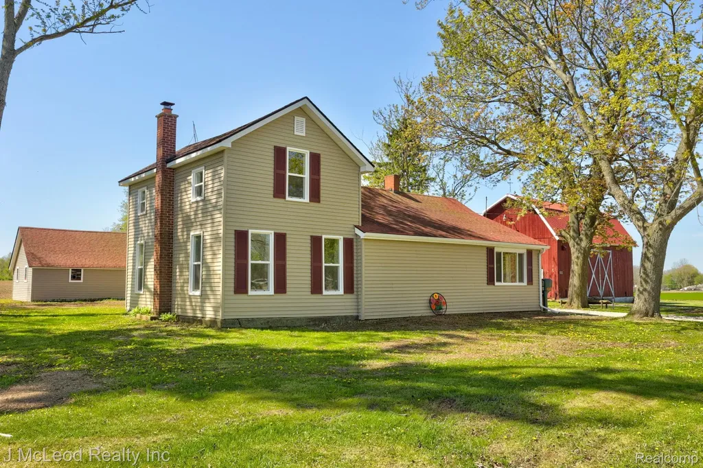 7016 E Dodge Road Forest Township MI 48458