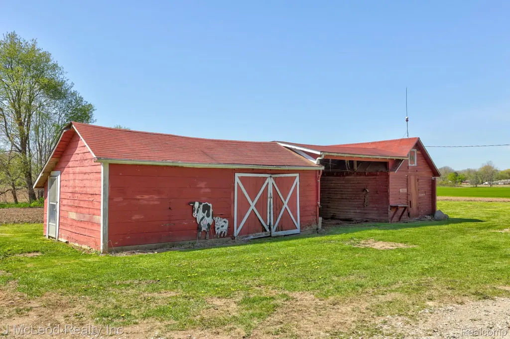 7016 E Dodge Road Forest Township MI 48458