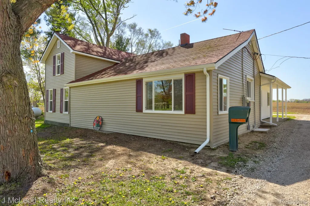 7016 E Dodge Road Forest Township MI 48458