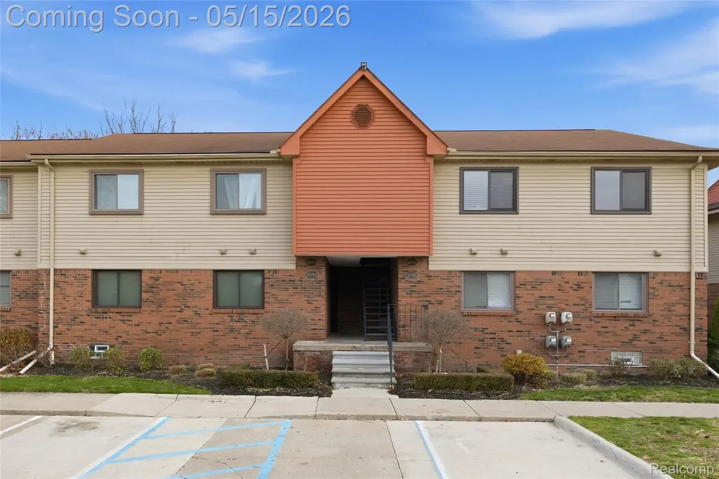 38800 Lanse Creuse Street Harrison Charter Township MI 48045