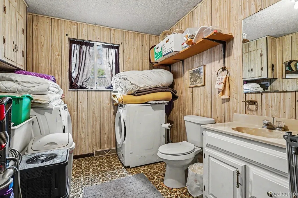 4157 Betty Lee Boulevard Sage Township MI 48624