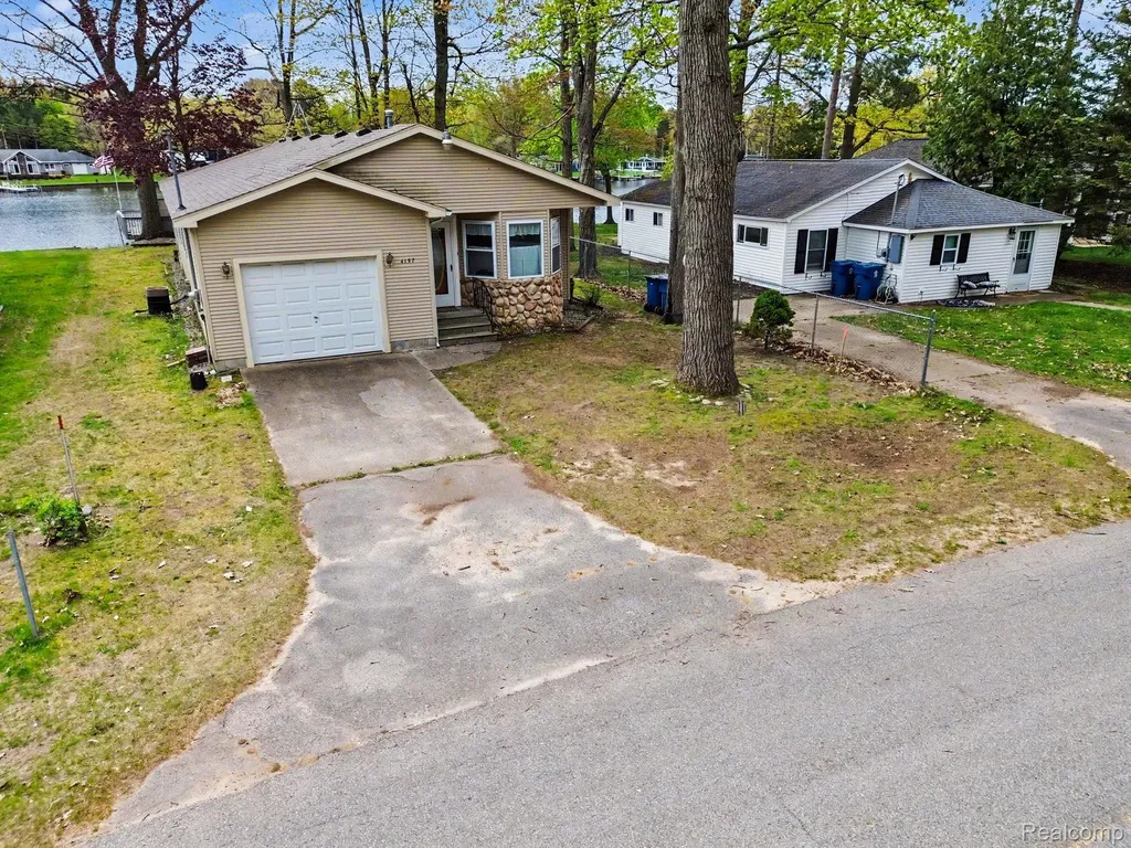 4157 Betty Lee Boulevard Sage Township MI 48624