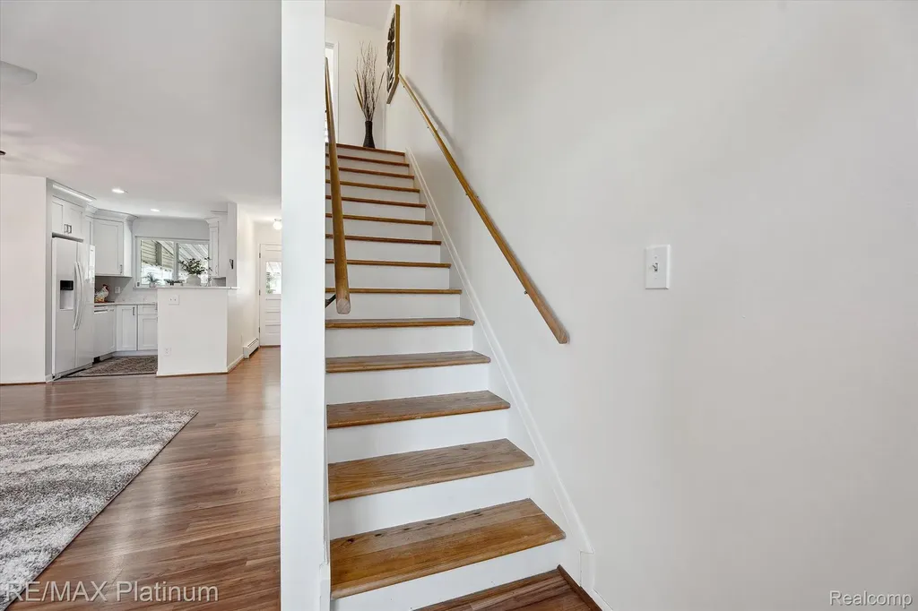 5992 Alan Drive Brighton City MI 48116